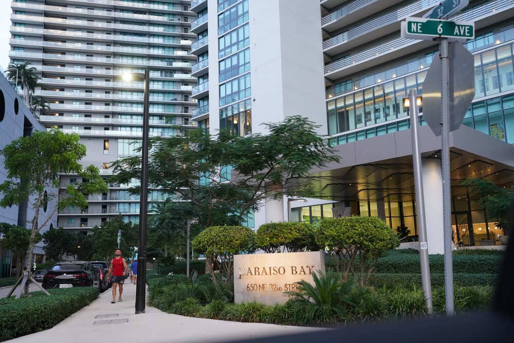 Paraiso Bay Miami: Edgewater Waterfront Living Guide